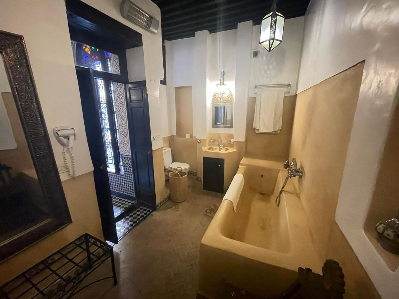 Riad Fes Baraka Luaran gambar