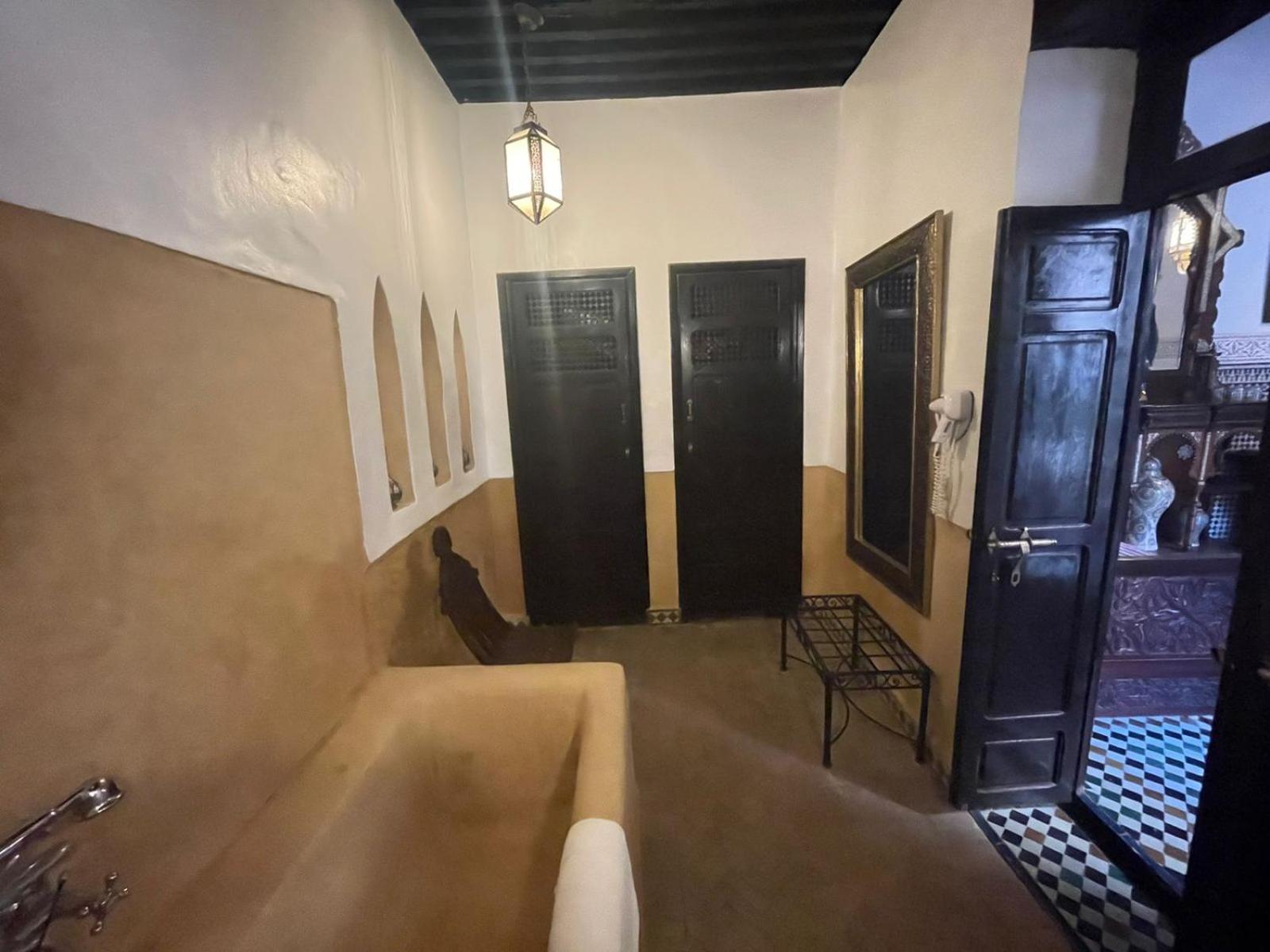 Riad Fes Baraka Luaran gambar